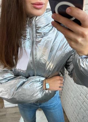 Жіноча куртка