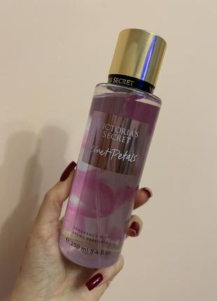 Спрей-міст victoria’s secret - velvet petals 250 мл.💗 парфуми, духи, туалетна вода, спрей, тестер, пробнік