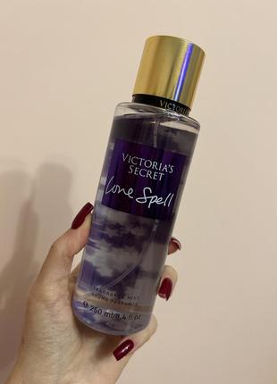 Спрей-міст victoria’s secret - love spell 250 мл.💙 парфуми, духи, туалетна вода, спрей, тестер, пробнік1 фото