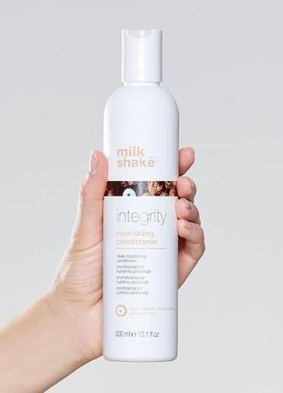 Milk shake integrity глибоко поживний кондиціонер для всіх типів волосся 300 ml1 фото