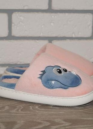 Дитячі кімнатні / домашні тапочки