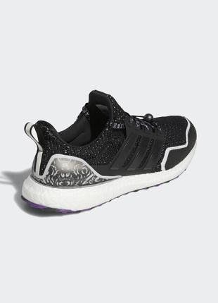 Кросівки ultraboost 5.0 x marvel black panther sportswear hr05186 фото