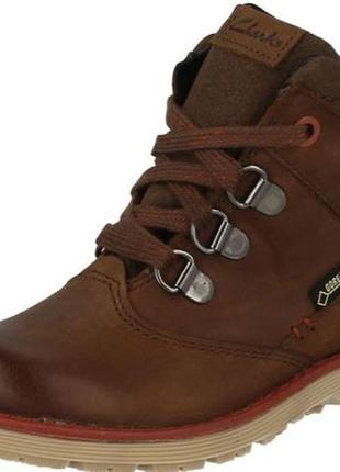 Р.32,32.5,33.5,34,35,35.5 clarks goretex шкіряні черевики оригінал