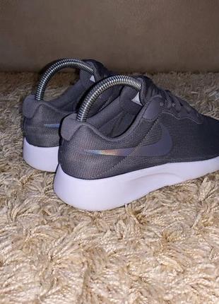 Кроссовки nike tanjun оригинал2 фото