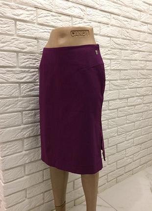 Стрейчева спідниця міді соковитого кольору