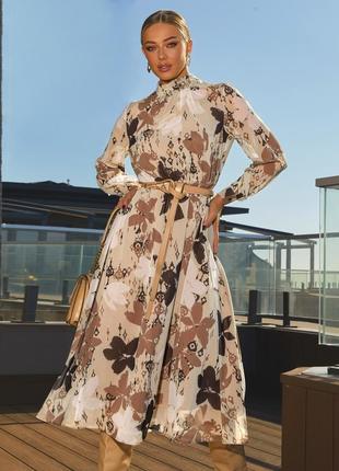 Неймовірна сукня