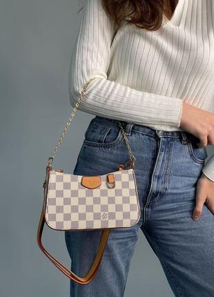 Жіноча сумка louis vuitton easy pouch on strap monogram ivory5 фото