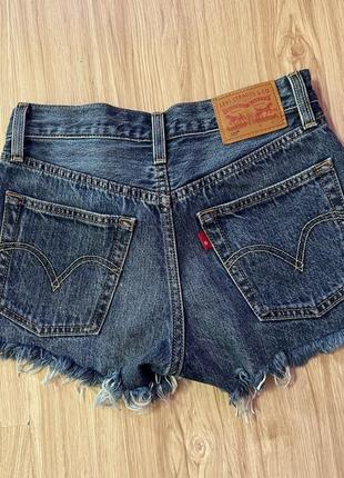 Стильные джинсовые шорты,короткие levi’s2 фото