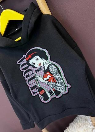 Стильне тепле худі, з ексклюзивним   принтом