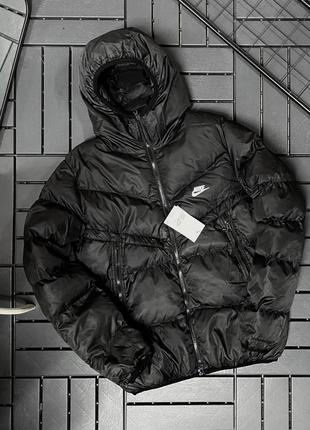 Куртка зимняя мужская nike до -12*с теплая короткая с капюшоном черная | пуховик мужской зимний найк1 фото