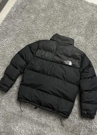 Пуховик  tnf 700 nuptse