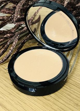 Оригінал компактна крем пудра для обличчя isadora nature enhanced flawless compact foundation 82 natural ivory2 фото