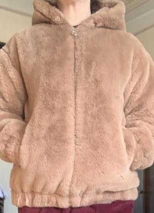 Фирменная шубка urban outfitters