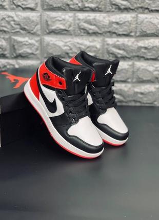 Кросівки джордан jordan black/red чоловічі класичні осінні джордан ретро