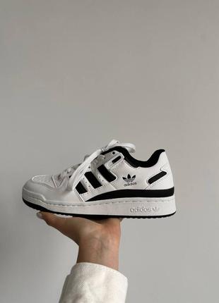 Adidas forum 84 low кросівки