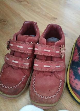 Обувь для девочки одной лоткой ботинки шлепанцы резинки4 фото