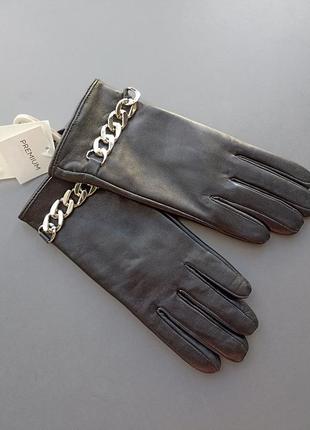 Кожаные женские перчатки