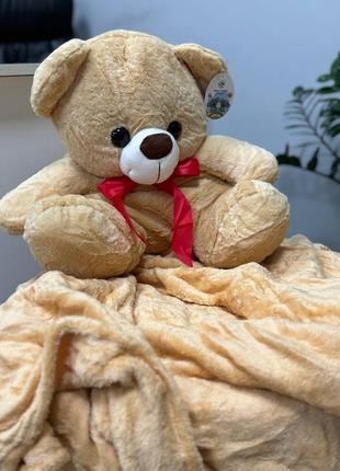 Іграшка - плед ведмедик