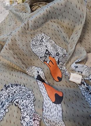 Хлопковый лёгкий шарф в гуси-лебеди disaster(170 см на 50 см)