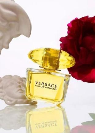 Аромат в стиле versace yellow diamond,версаче,древесно-цветочный аромат,нежный