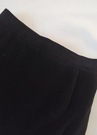 Черная классическая велюровая юбка3 фото