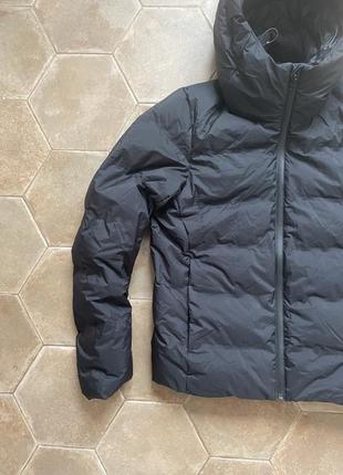 Uniqlo пуховик