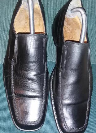 Шкіряні чорні кежуал туфлі aldo розмір 44