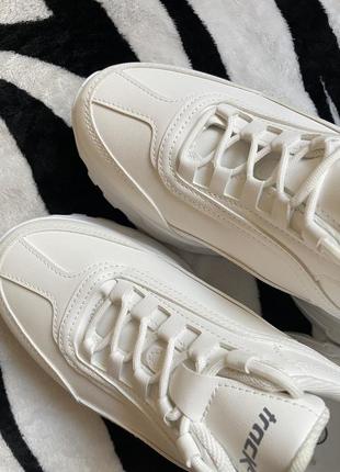 Нові! жіночі кросівки білі, розмір 39 на стопу 25 см4 фото