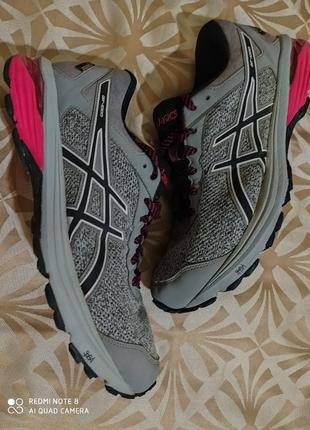 Кросівки бігові оригінальні asics gel gt1000 на gore-tex водонепроникні2 фото