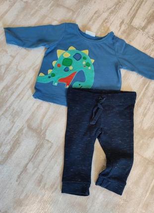Костюм на малыша 0-3 мес. костюмчик для мальчика.