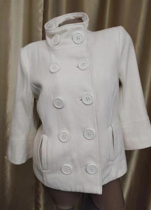 Белое шерстяное короткое пальто пиджак1 фото