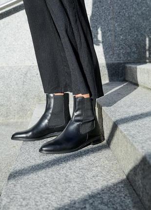 Кожаные черные лакированные ботинки vagabond 39р7 фото