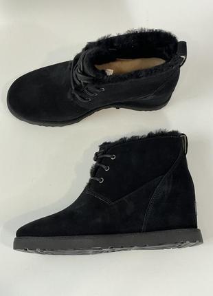 Женские кожаные зимние сапоги на танкетке ugg classic femme 40 размер7 фото