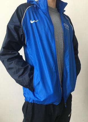 Спортивна куртка nike City m-l розмір