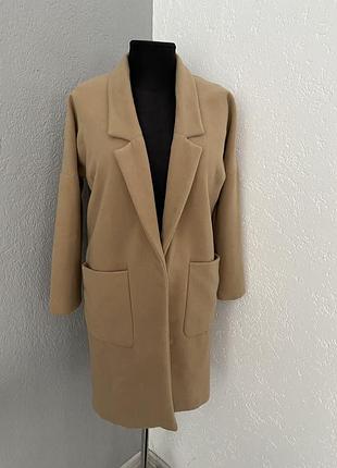 Пальто бежеве