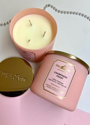 Свічка на 3 гноти champagne toast midnight snow bath and body works аромасвічка