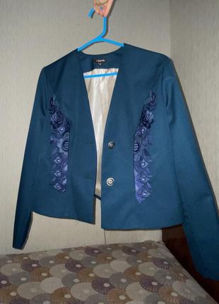 Темно зеленый укороченный пиджак размер м, жакет с украинскими элементами вышивки, по фигуре, украинское производство edelvika1 фото