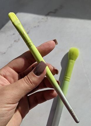 Пензлики для макіяжу made by mitchell