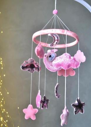 Дуже ніжний дитячий мобіль для маленької принцеси на ліжечком🌟