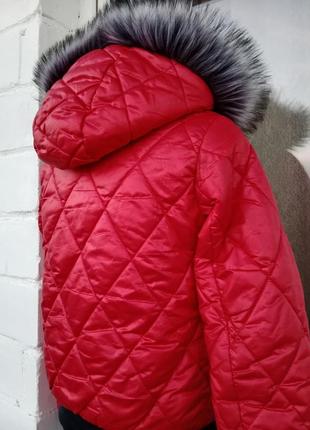 Женская теплая зимняя короткая курточка.3 фото