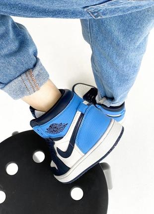 Кроссовки nike air jordan 1 женские кожаные джордан весна nike jordan 1 кожа nike air force 1 кожа nike air max весна жіночі кросівки найк джордан 12 фото