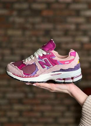 New balance 2002r pink violet1 фото