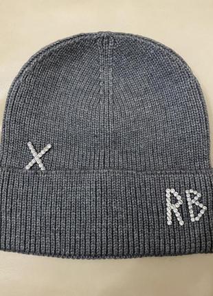 Шапка rb сіра
