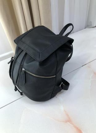 Кожаный рюкзак 🎒 черного цвета