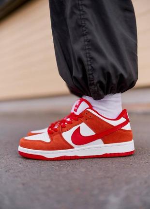 Nike sb dunk low white orange