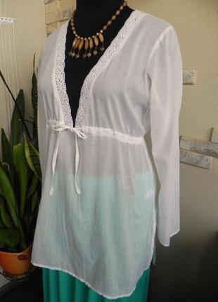 Тоненькая воздушная батистовая  блуза с треугольным вырезом горловины7 фото