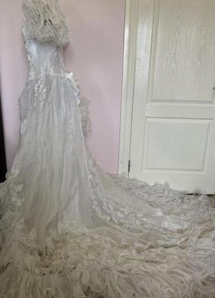 Плаття весільне, вінтажна, пишне, шлейф, буфи, вишите, сітка3 фото