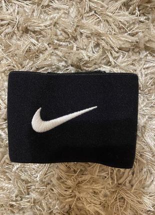 Напульсник nike