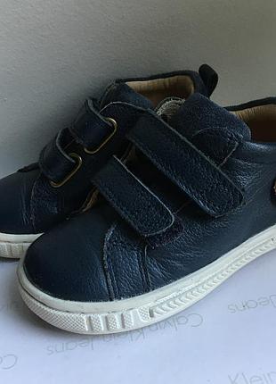 Шкіряні демісезонні черевички кросівки move by melton. 21 розмір