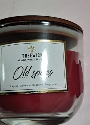 Свеча с деревянным глотом old spices